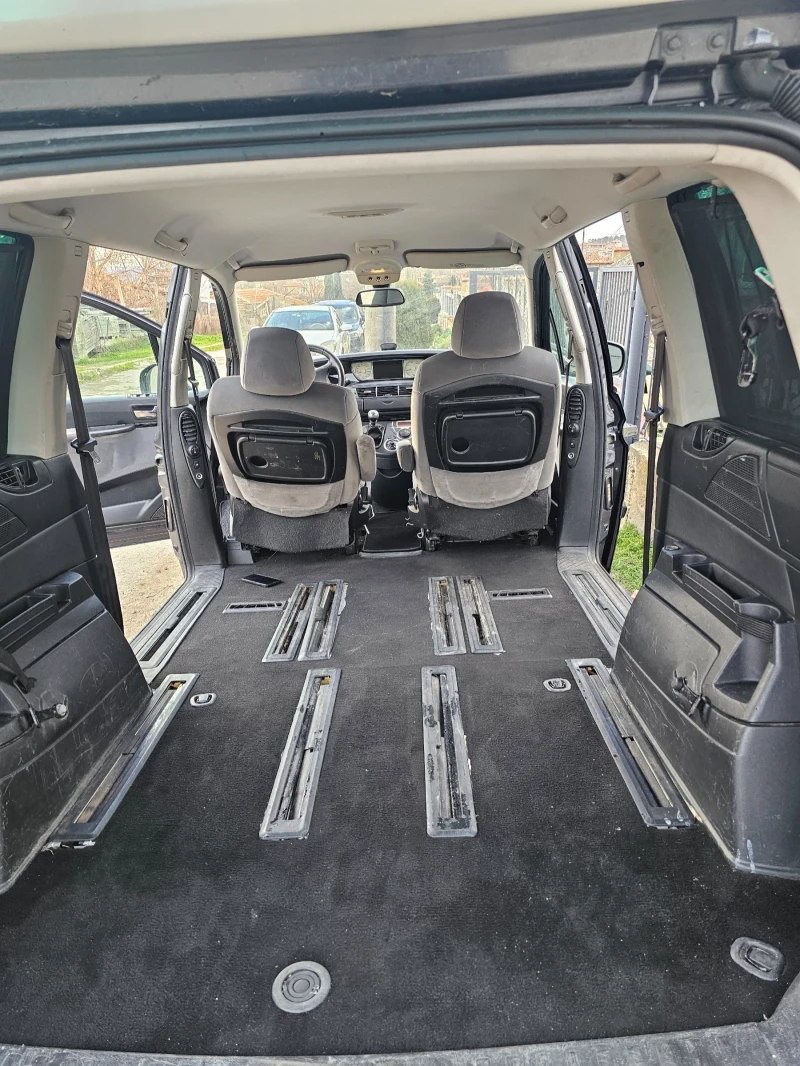 Citroen C8 2.0-HDI, снимка 11 - Автомобили и джипове - 53091564