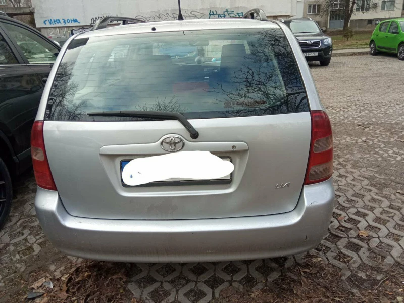 Toyota Corolla 1, .6 vvti, снимка 4 - Автомобили и джипове - 53176065