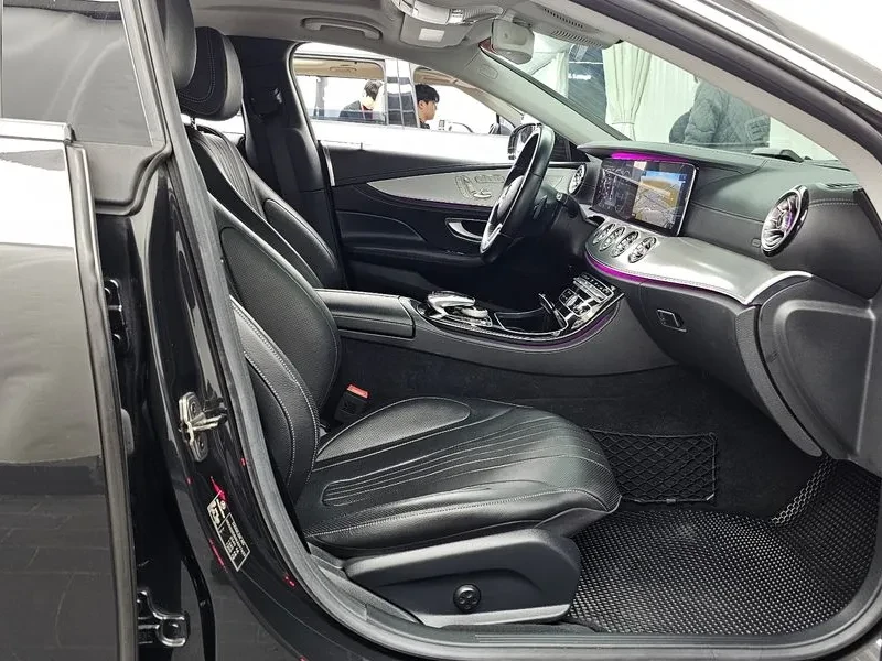 Mercedes-Benz CLS 400, снимка 11 - Автомобили и джипове - 54288694