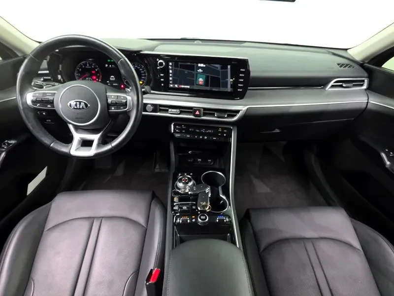 Kia K5 2.0/PRESTIGE/ПОДГРЕВ/ОБДУХВАНЕ/KEYLESS, снимка 7 - Автомобили и джипове - 56699677