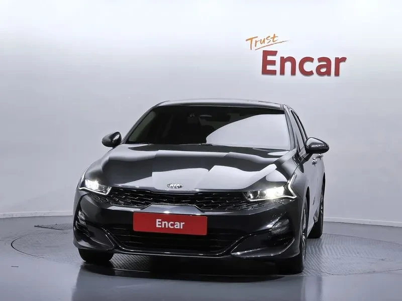 Kia K5 2.0/PRESTIGE/ПОДГРЕВ/ОБДУХВАНЕ/KEYLESS, снимка 3 - Автомобили и джипове - 56699677