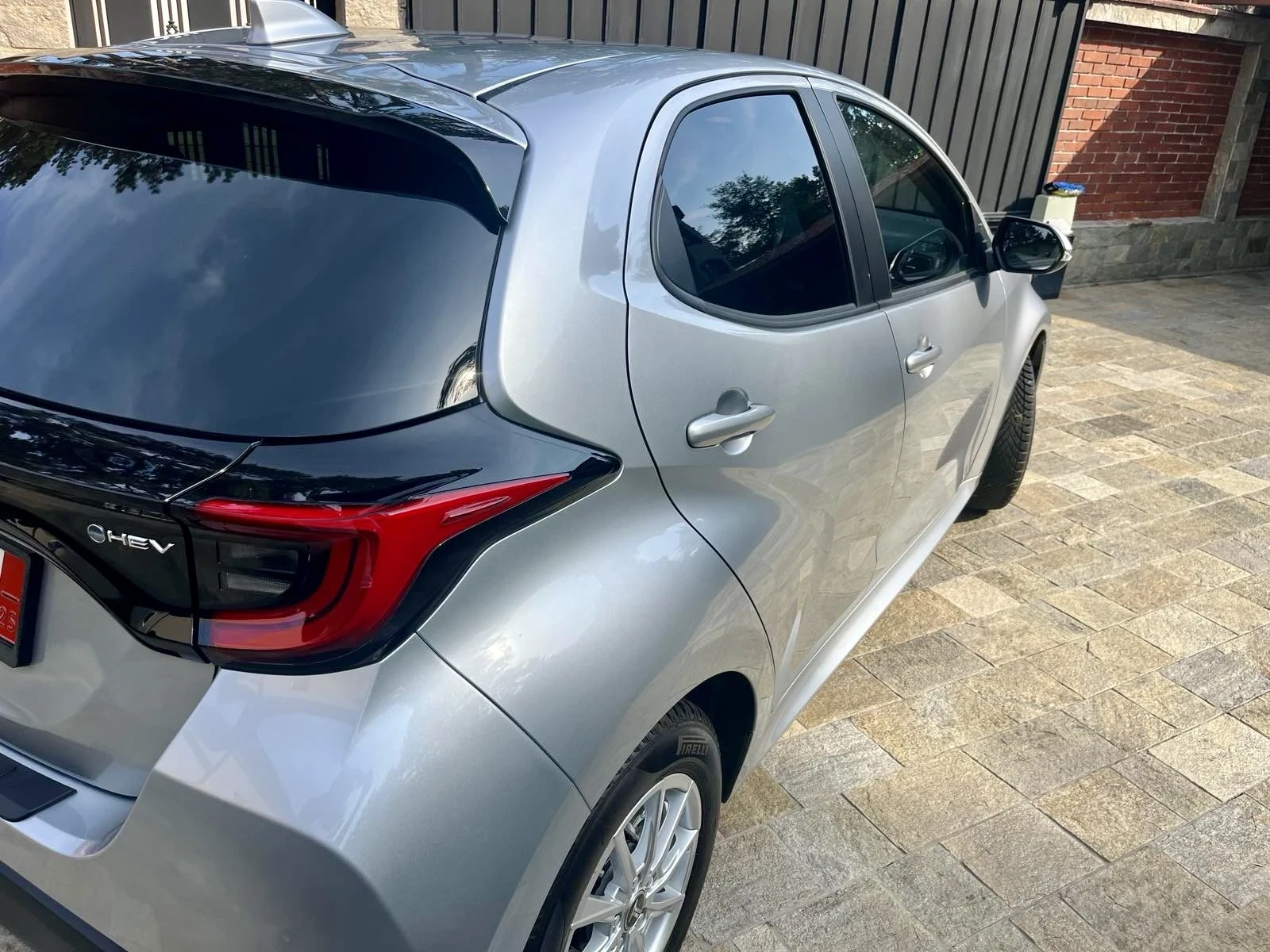 Toyota Yaris  - изображение 5