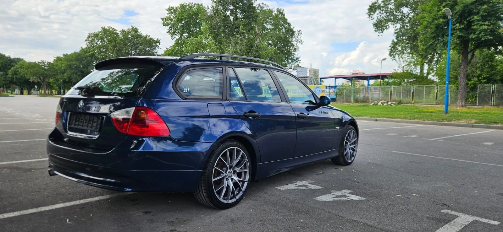 BMW 320  - изображение 5