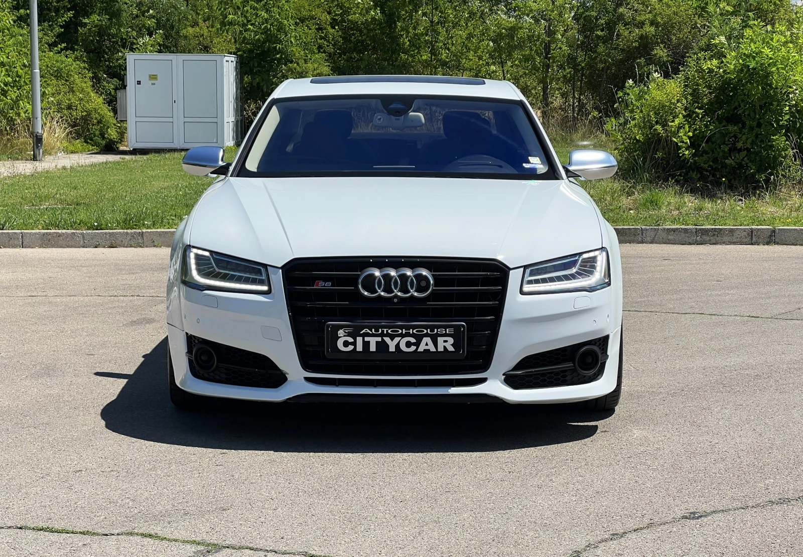 Audi S8 4.0 TFSI/CARBON/MATRIX/NIGHT VISION/BOSE/HEAD UP/ - изображение 2