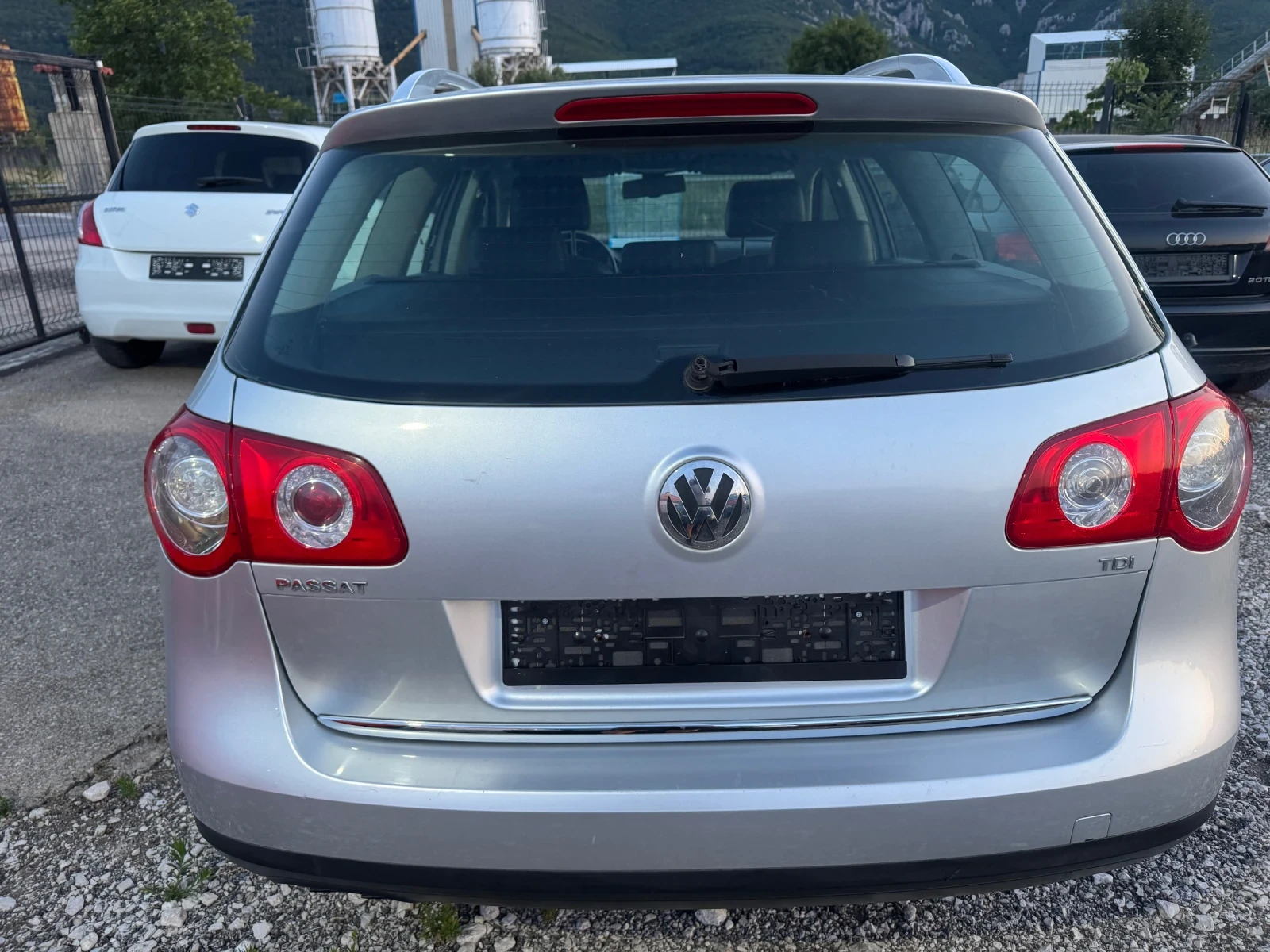 VW Passat 1.9TDI HIGHLINE KLIMATR 157000km, снимка 5 - Автомобили и джипове - 53973687