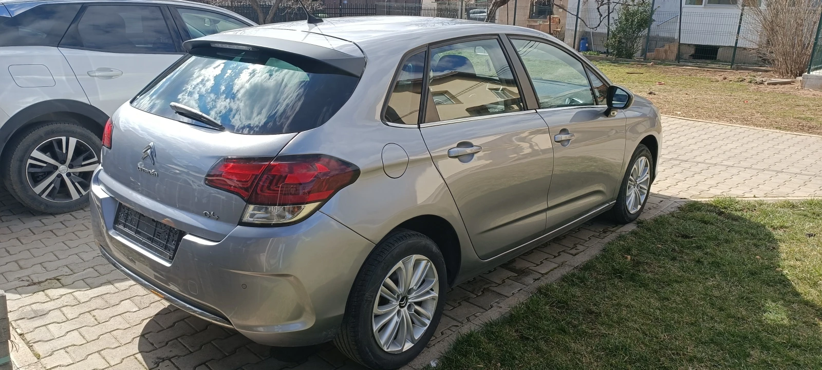 Citroen C4 1.2 - изображение 5