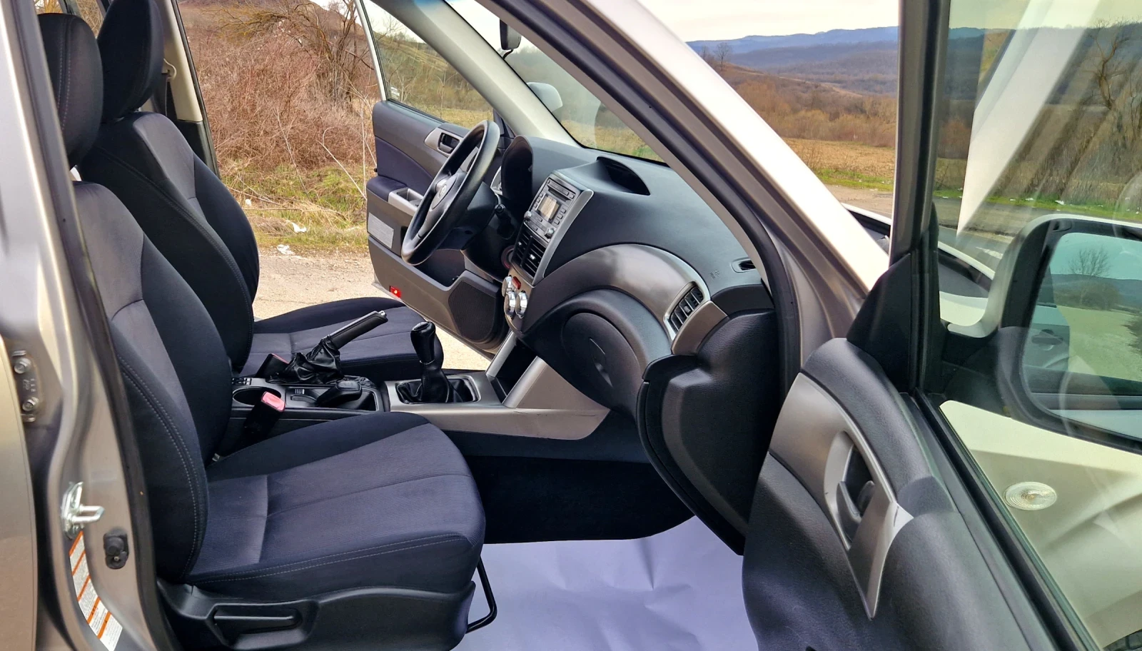 Subaru Forester 2.0  бензин 150КН  2010г ТОП , снимка 11 - Автомобили и джипове - 53713687