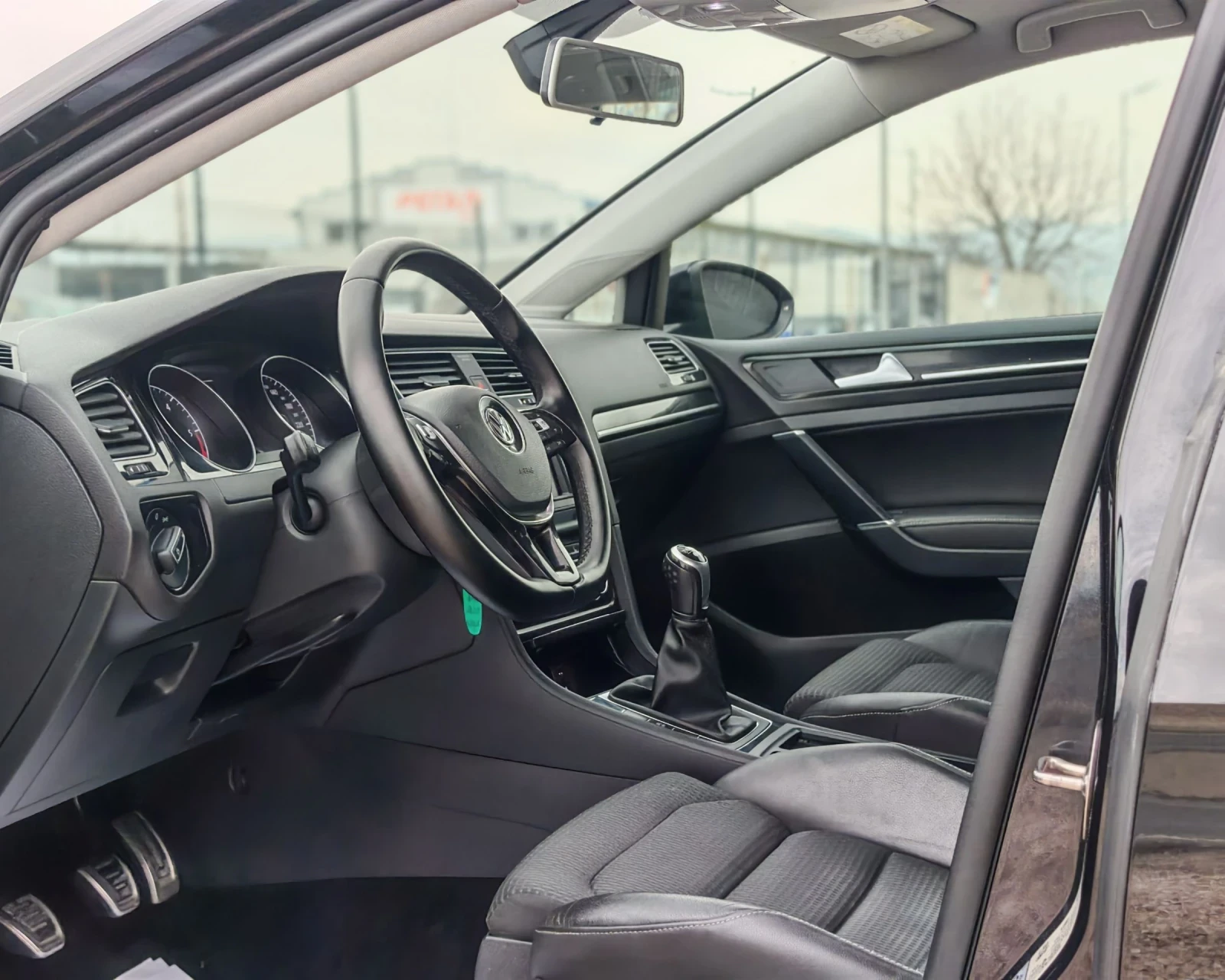 VW Golf 2.0 150 К.С. ДИЗЕЛ!МЕДИЯ!, снимка 8 - Автомобили и джипове - 54044854