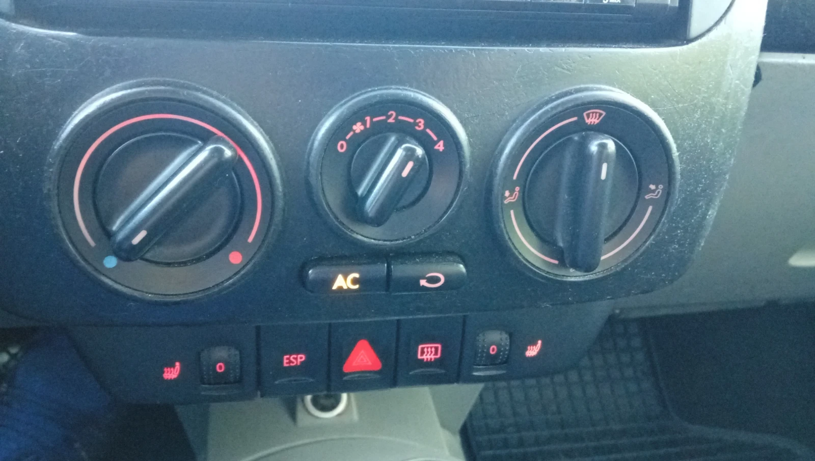 VW Beetle 1.8T, снимка 12 - Автомобили и джипове - 54316262