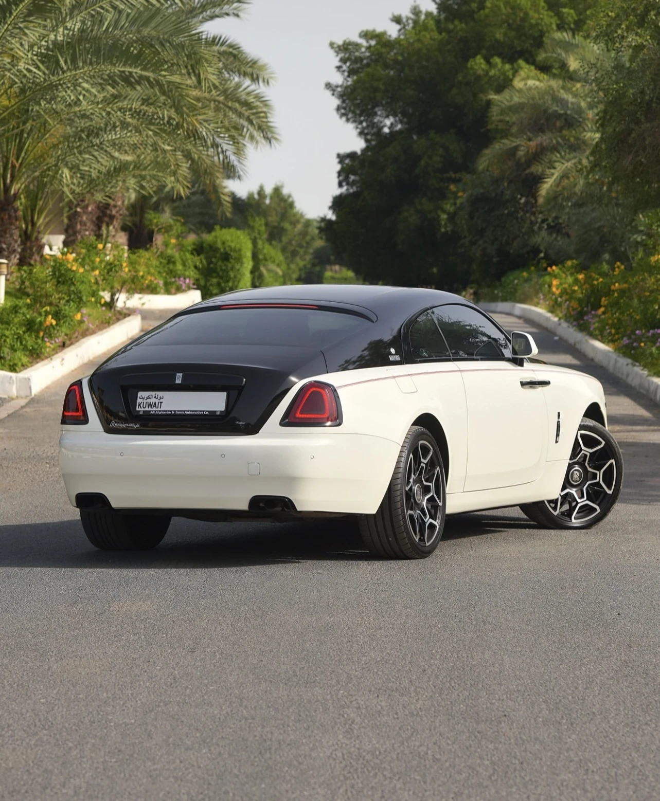 Rolls-Royce Wraith, снимка 2 - Автомобили и джипове - 54382856