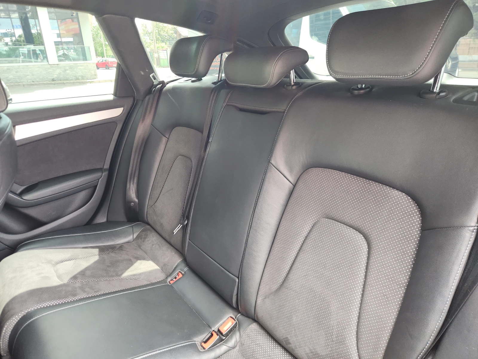Audi A4 3.0TDI / Quattro / S-Line, снимка 15 - Автомобили и джипове - 54525583