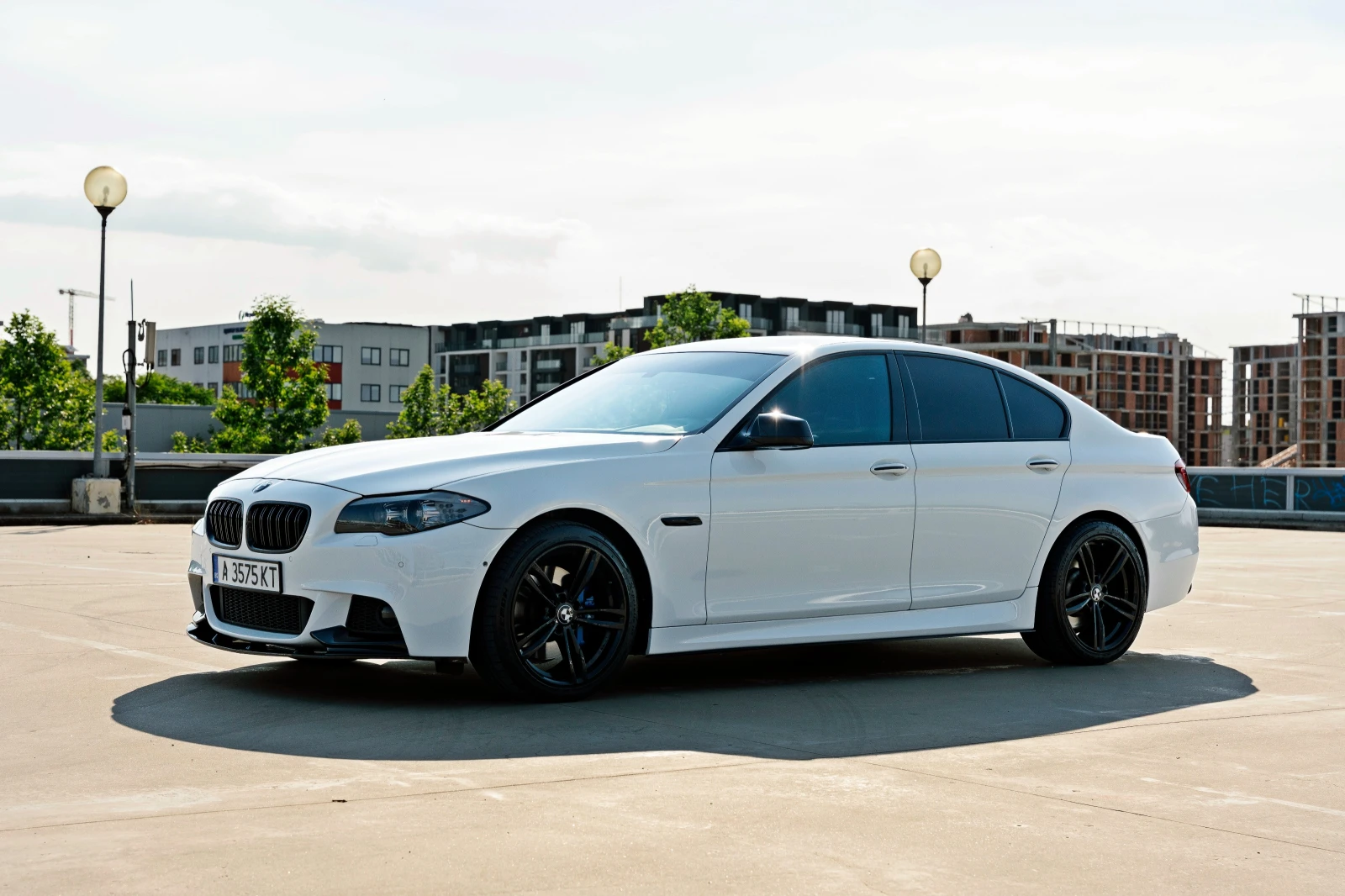 BMW 530 2.5* M PERF* COMFORT* SOFT CLOSE* 360CAM* SHADOW L, снимка 8 - Автомобили и джипове - 55077652
