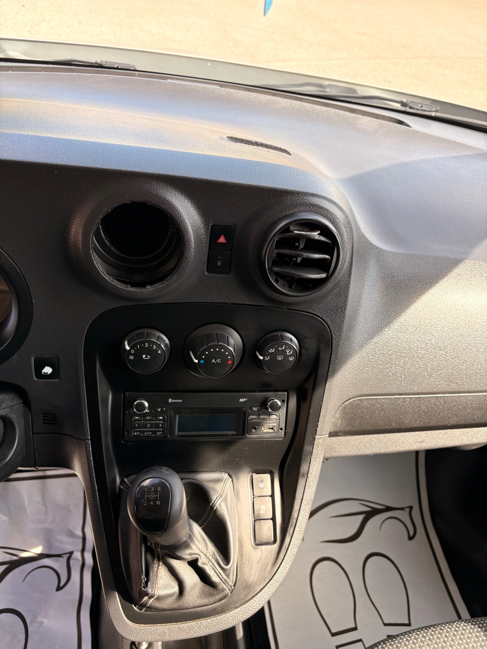Mercedes-Benz Citan 109 CDI TOURER, снимка 16 - Автомобили и джипове - 55101205