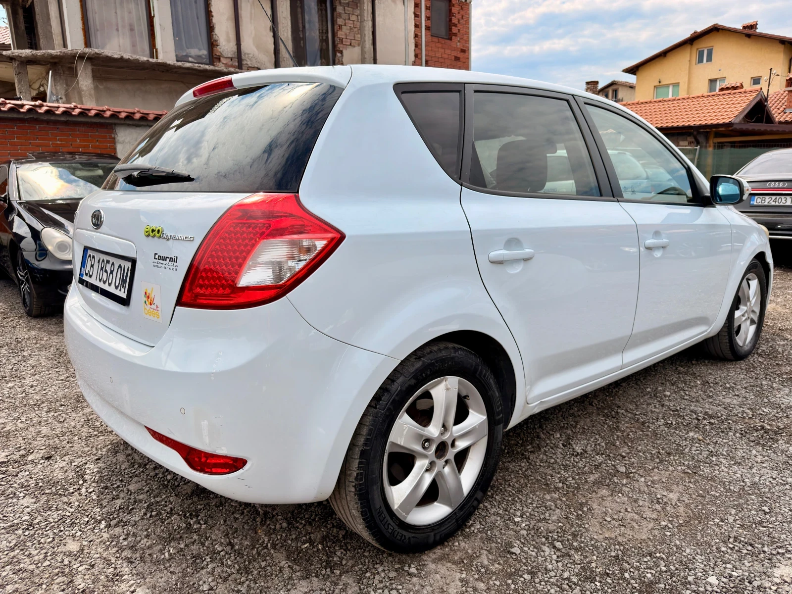 Kia Ceed Eco Dinamics, снимка 3 - Автомобили и джипове - 55190732