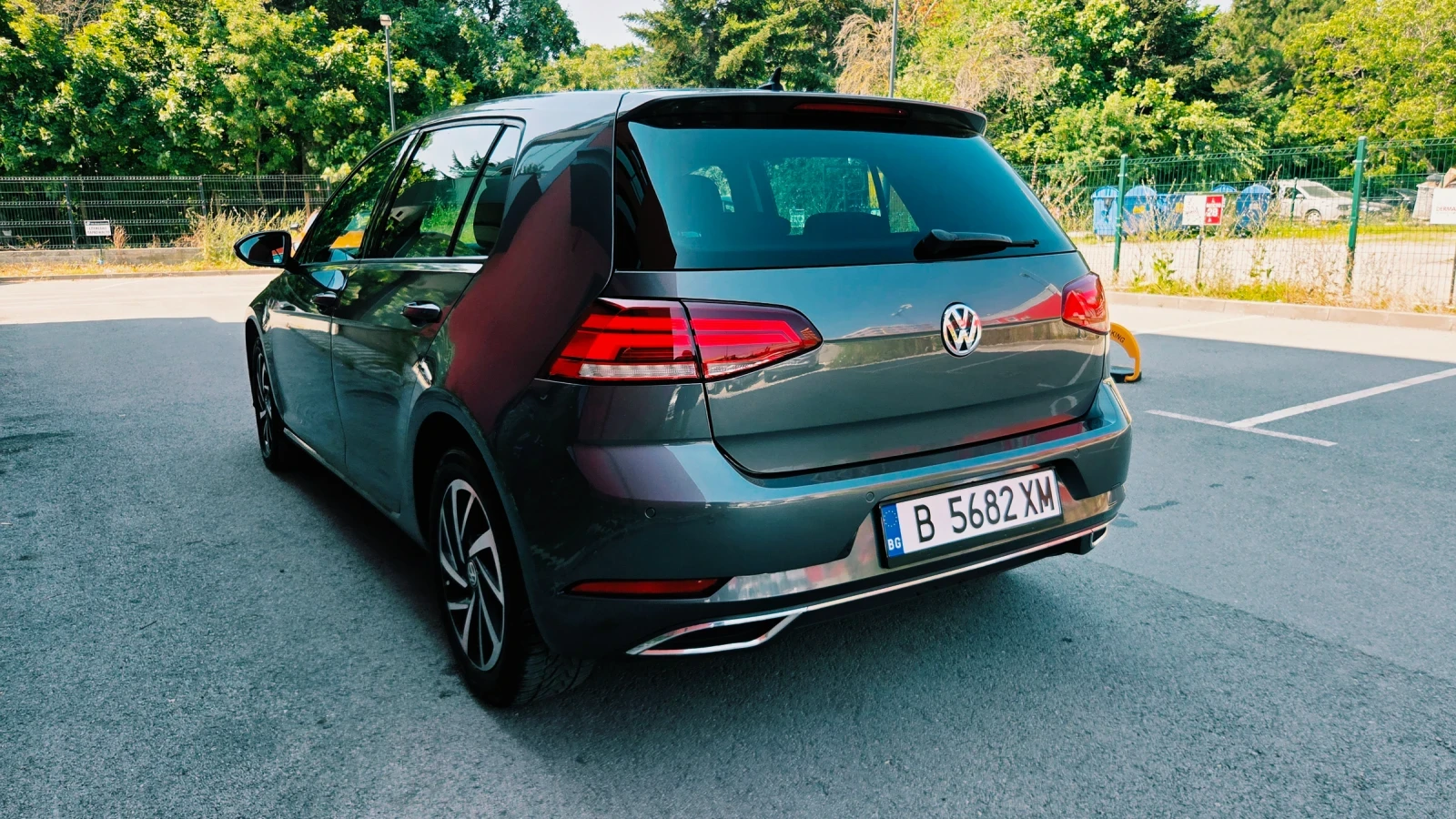 VW Golf 1.6 d, снимка 6 - Автомобили и джипове - 55330416
