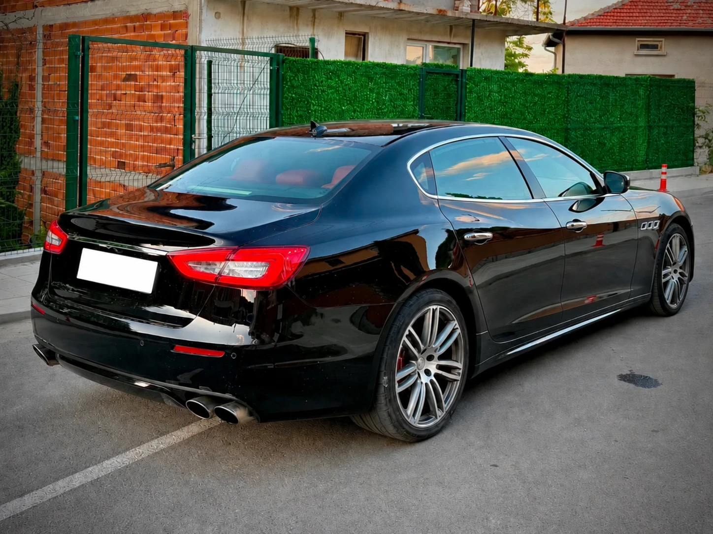 Maserati Quattroporte Granlusso Facelift S 3.0 Ferrari двигател , снимка 5 - Автомобили и джипове - 56132158