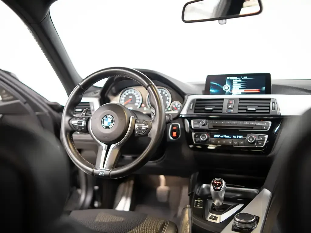 BMW M3 F80 | Harman Kardon | 19" M, снимка 11 - Автомобили и джипове - 55902888