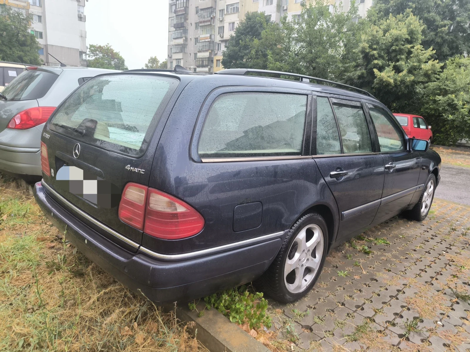 Mercedes-Benz E 280 4matic , снимка 2 - Автомобили и джипове - 56057259
