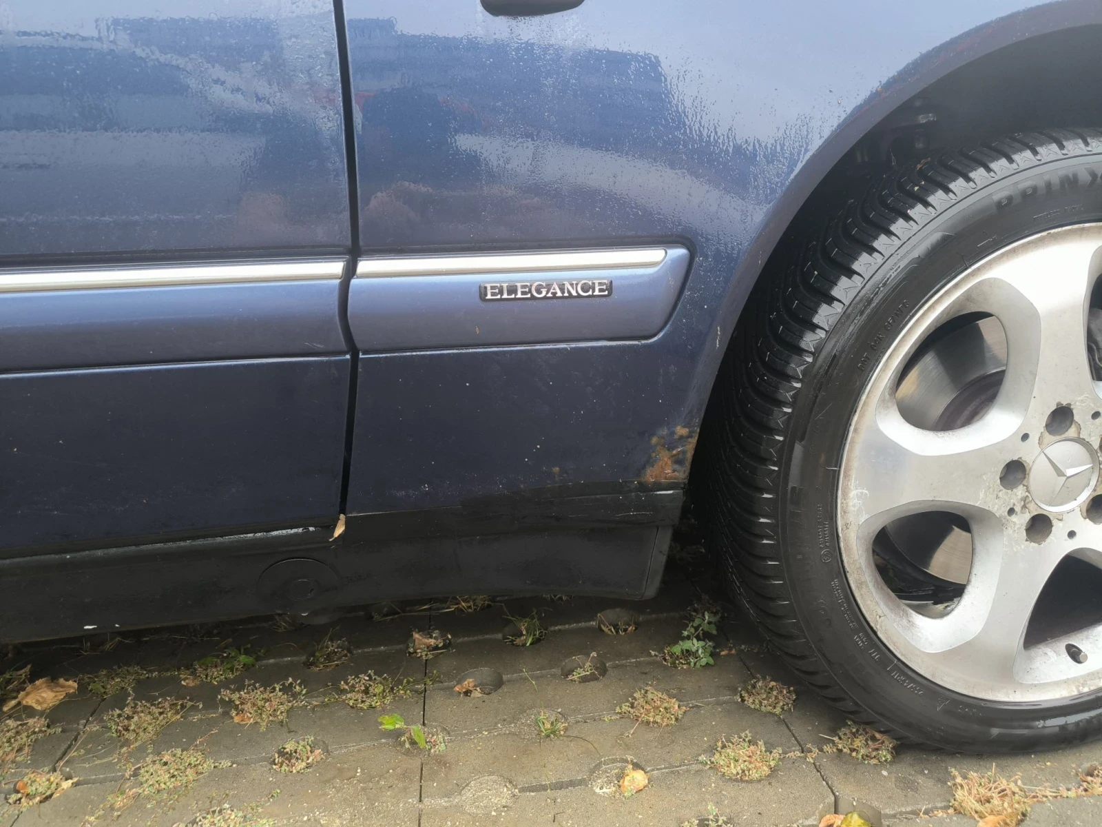 Mercedes-Benz E 280 4matic , снимка 9 - Автомобили и джипове - 56057259