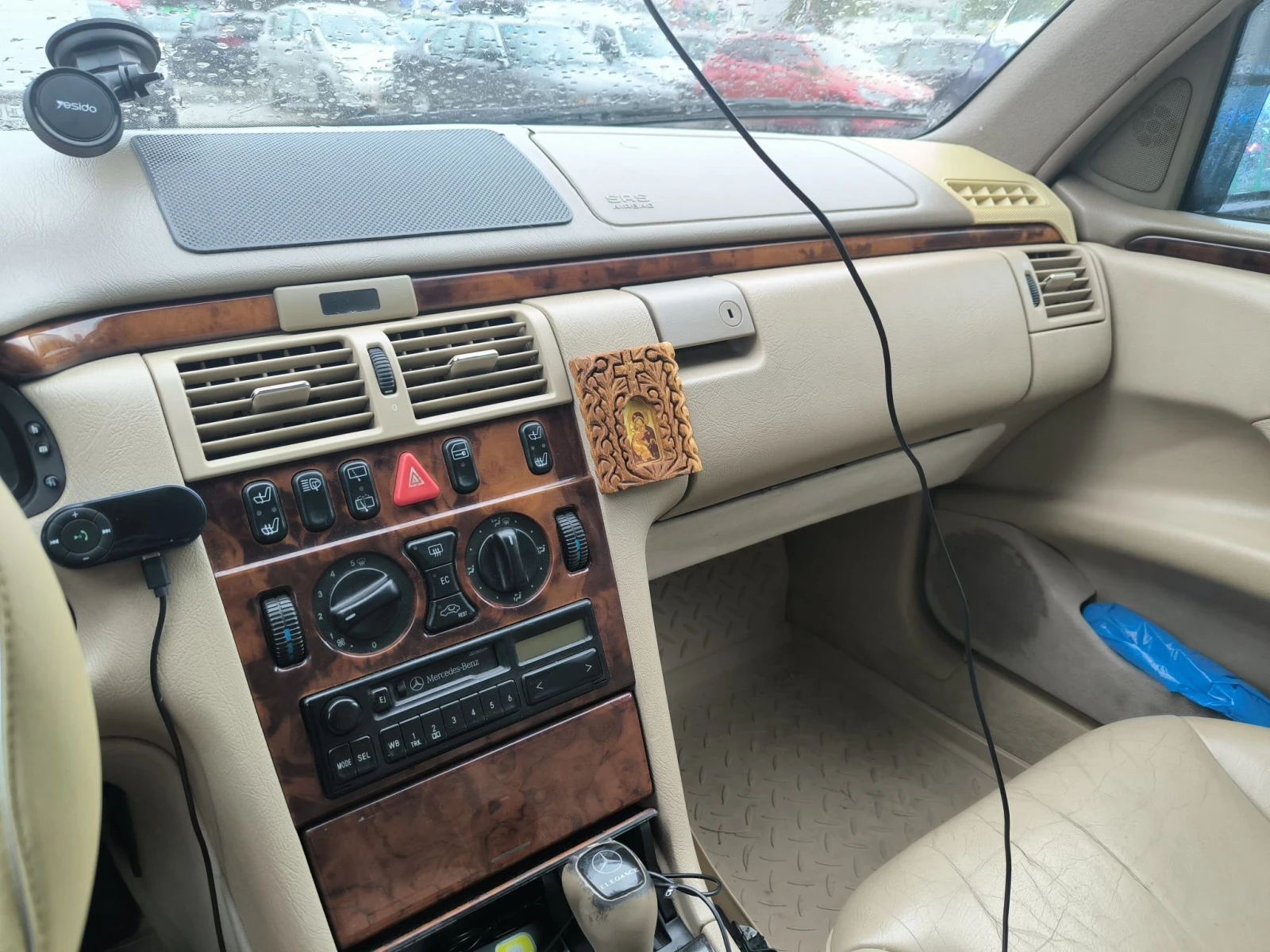 Mercedes-Benz E 280 4matic , снимка 10 - Автомобили и джипове - 56057259