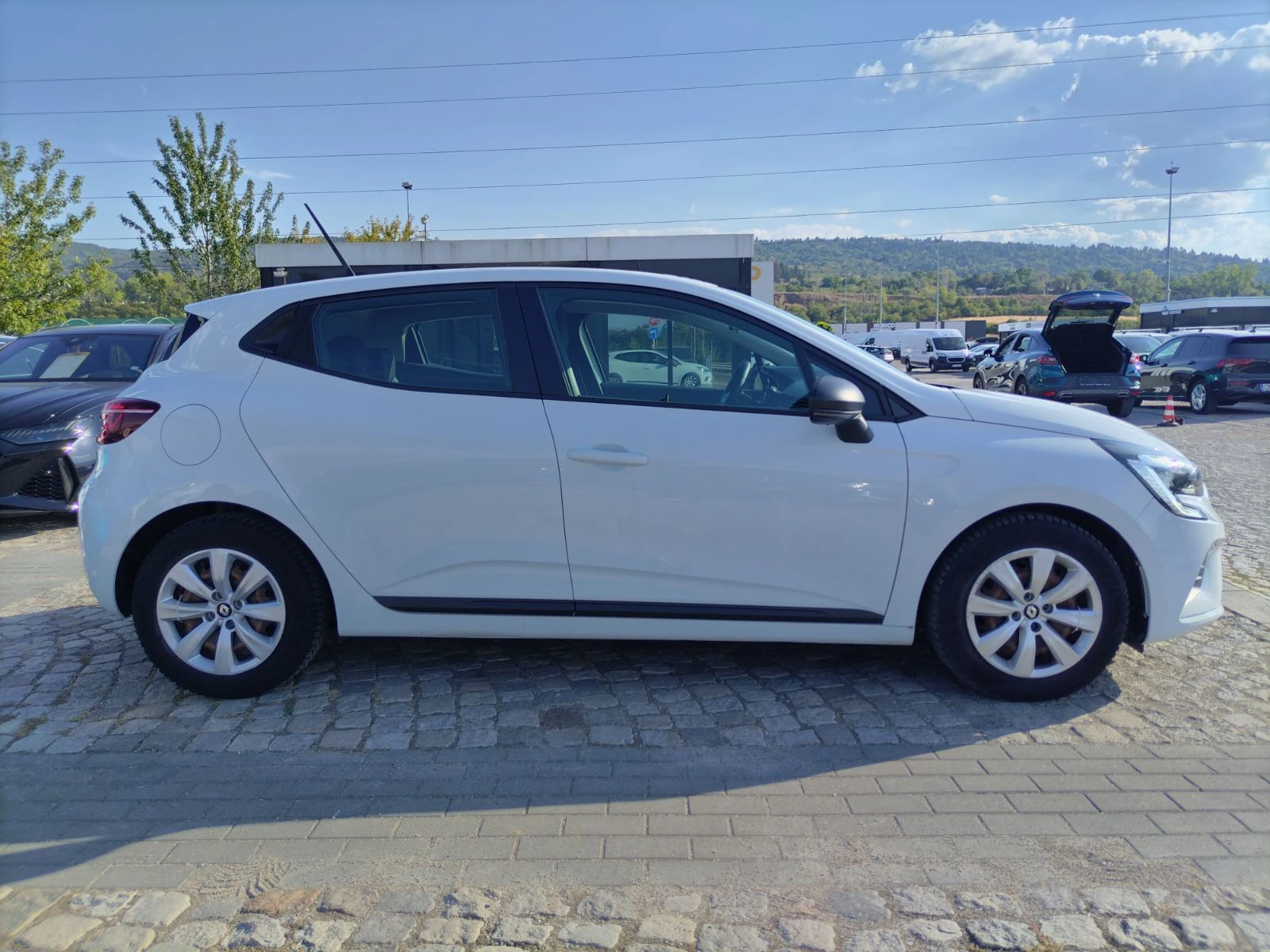 Renault Clio 1.0Tce/ 100к.с./Life, снимка 8 - Автомобили и джипове - 56131564