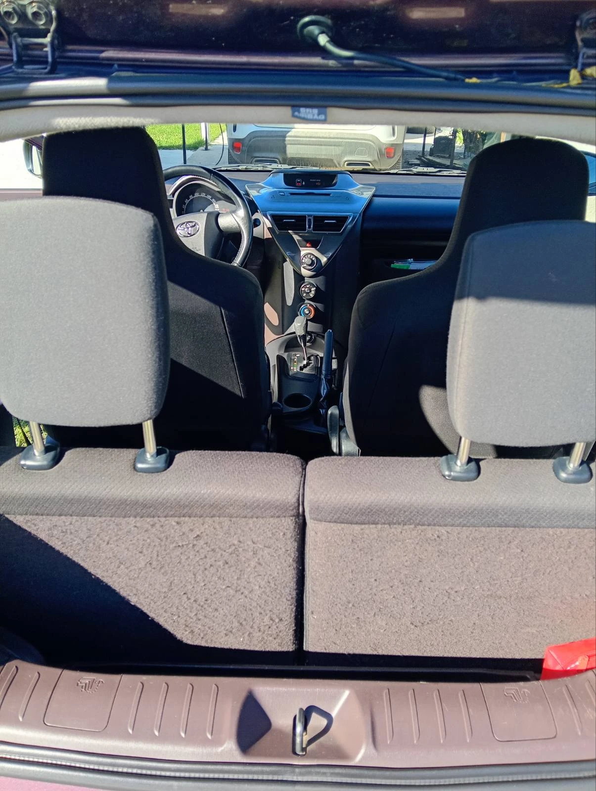 Toyota IQ, снимка 11 - Автомобили и джипове - 56340023