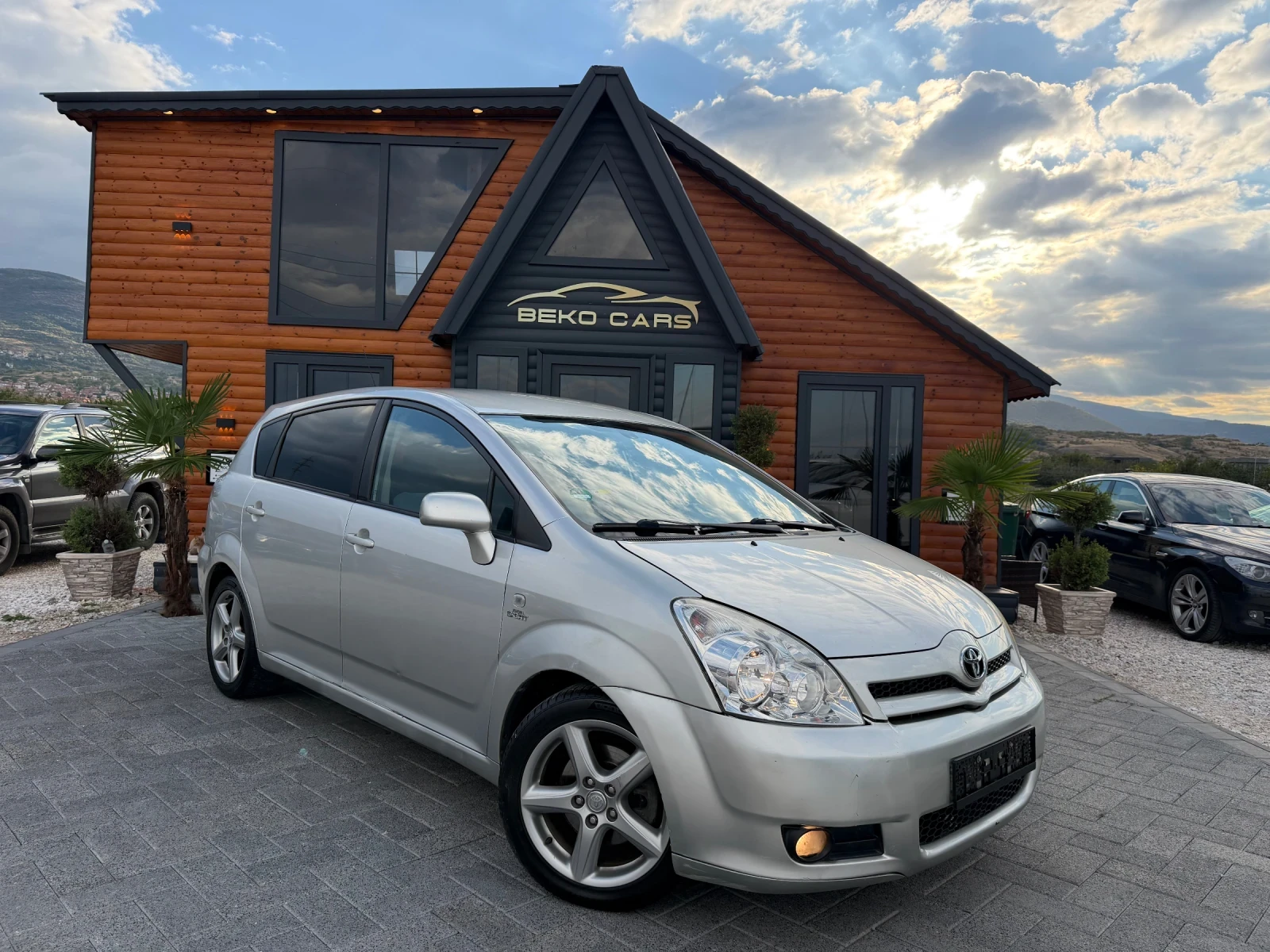Toyota Corolla verso 7-������//��� ���� �� ��������! | Mobile.bg � ����������� 3