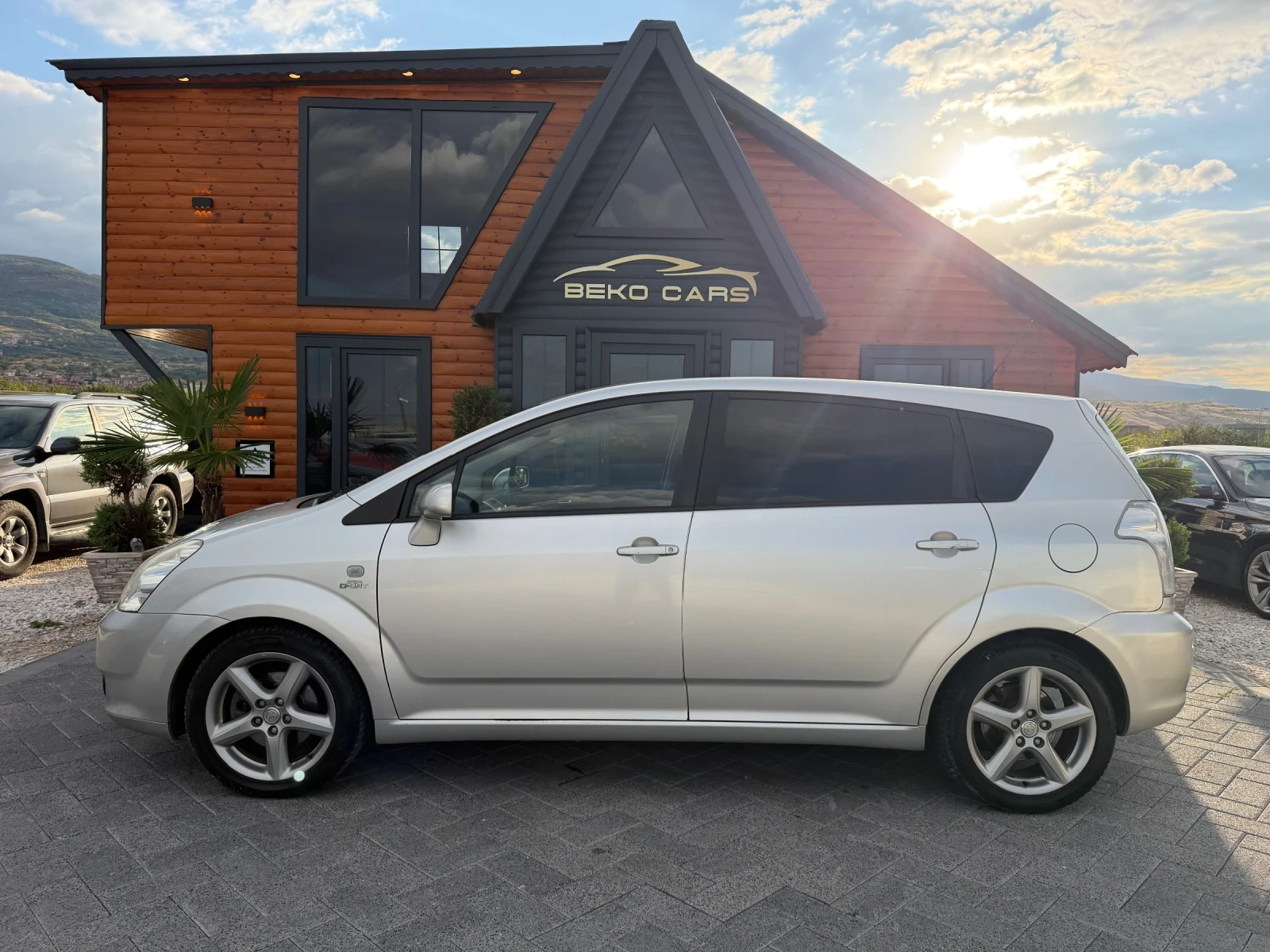 Toyota Corolla verso 7-������//��� ���� �� ��������! | Mobile.bg � ����������� 8