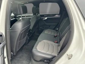 Обява за продажба на VW Touareg 3.0 TDI 4Motion = R-line= Black Style Гаранция ~ 180 600 лв. - изображение 8