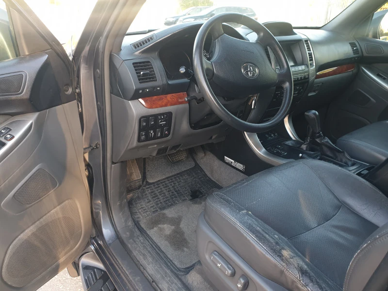 Toyota Land cruiser, снимка 9 - Автомобили и джипове - 47493359