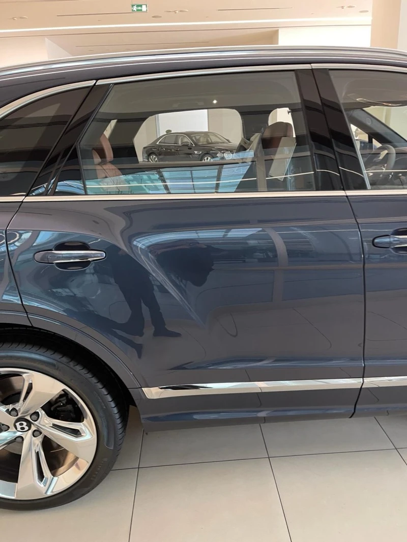 Bentley Bentayga Azure V8-HOB!!!, снимка 5 - Автомобили и джипове - 44556738