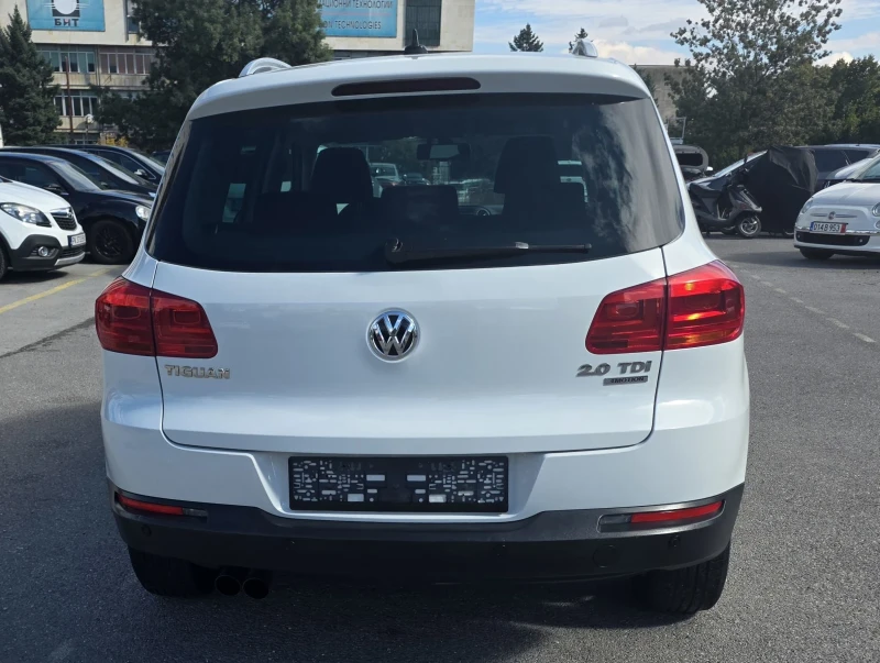 VW Tiguan 4x4, автоматик,  навигация, Евро 5, снимка 7 - Автомобили и джипове - 52003465