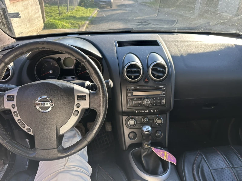 Nissan Qashqai 4x4 2.0 ДИЗЕЛ, ПАНОРАМЕН ПОКРИВ, снимка 9 - Автомобили и джипове - 52670348