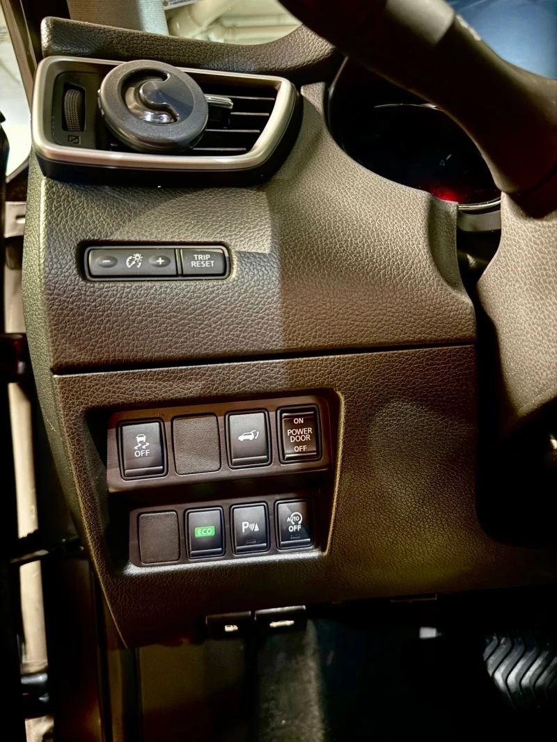 Nissan X-trail ULTIMATE , снимка 14 - Автомобили и джипове - 52998617