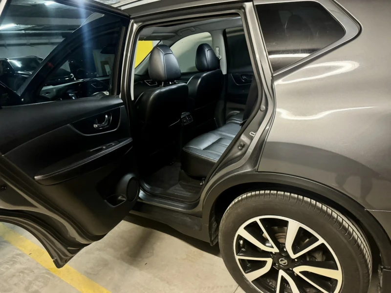 Nissan X-trail ULTIMATE , снимка 9 - Автомобили и джипове - 52998617