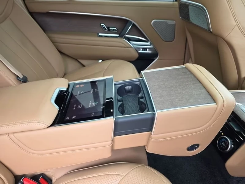 Land Rover Range rover LWB P460e Autobiography, снимка 15 - Автомобили и джипове - 53035142