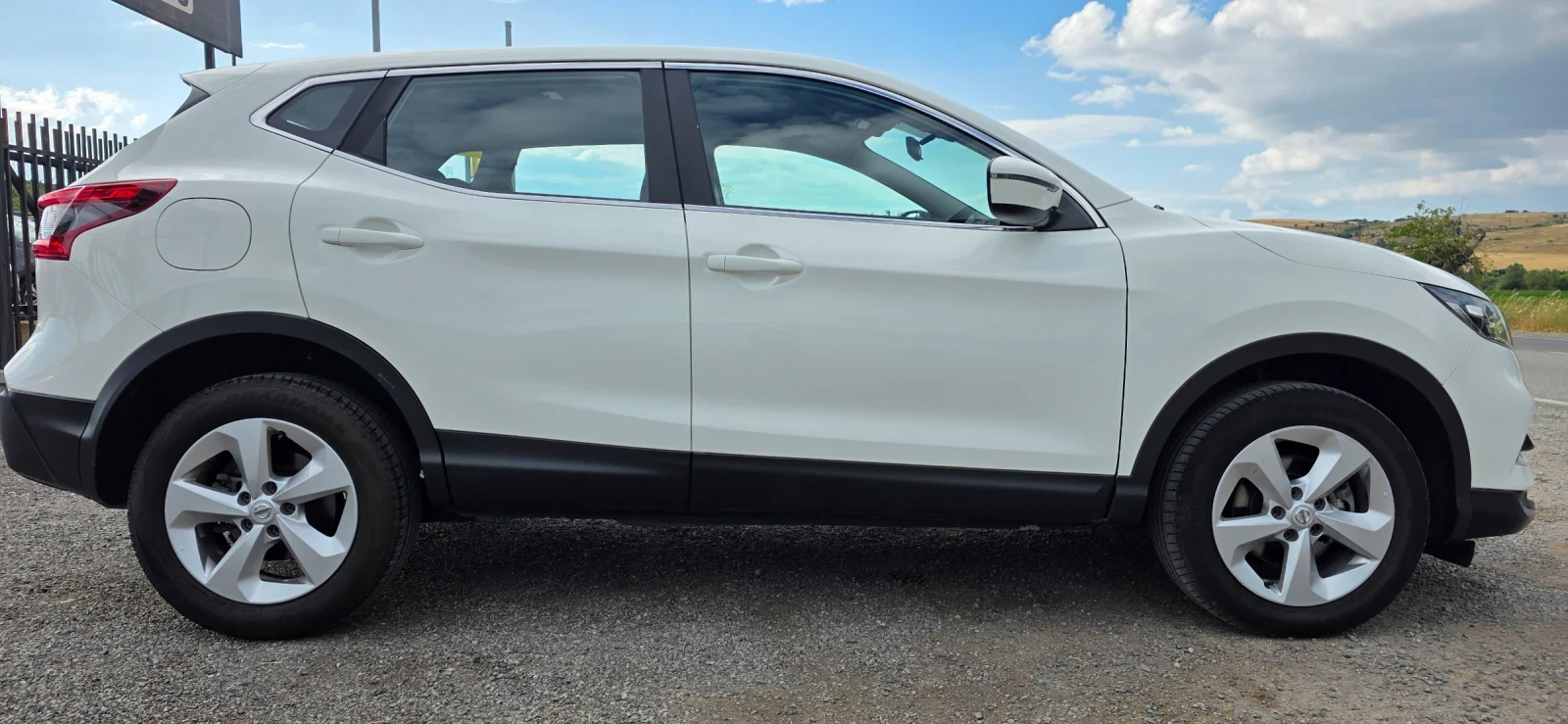 Nissan Qashqai 1.5 Dci-Business-Automat-115hp - изображение 3