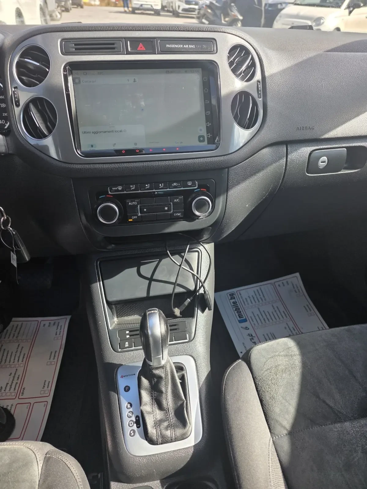 VW Tiguan 4x4, автоматик,  навигация, Евро 5 | Mobile.bg — изображение 11