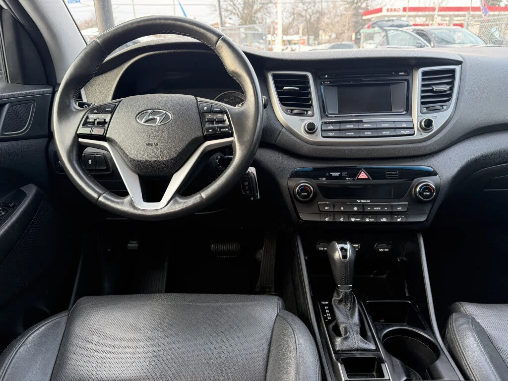 Hyundai Tucson 1.6 SE* АвтоКредит* (Цена до БГ), снимка 13 - Автомобили и джипове - 53849301