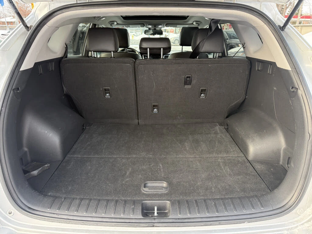 Hyundai Tucson 1.6 SE* АвтоКредит* (Цена до БГ), снимка 16 - Автомобили и джипове - 53849301