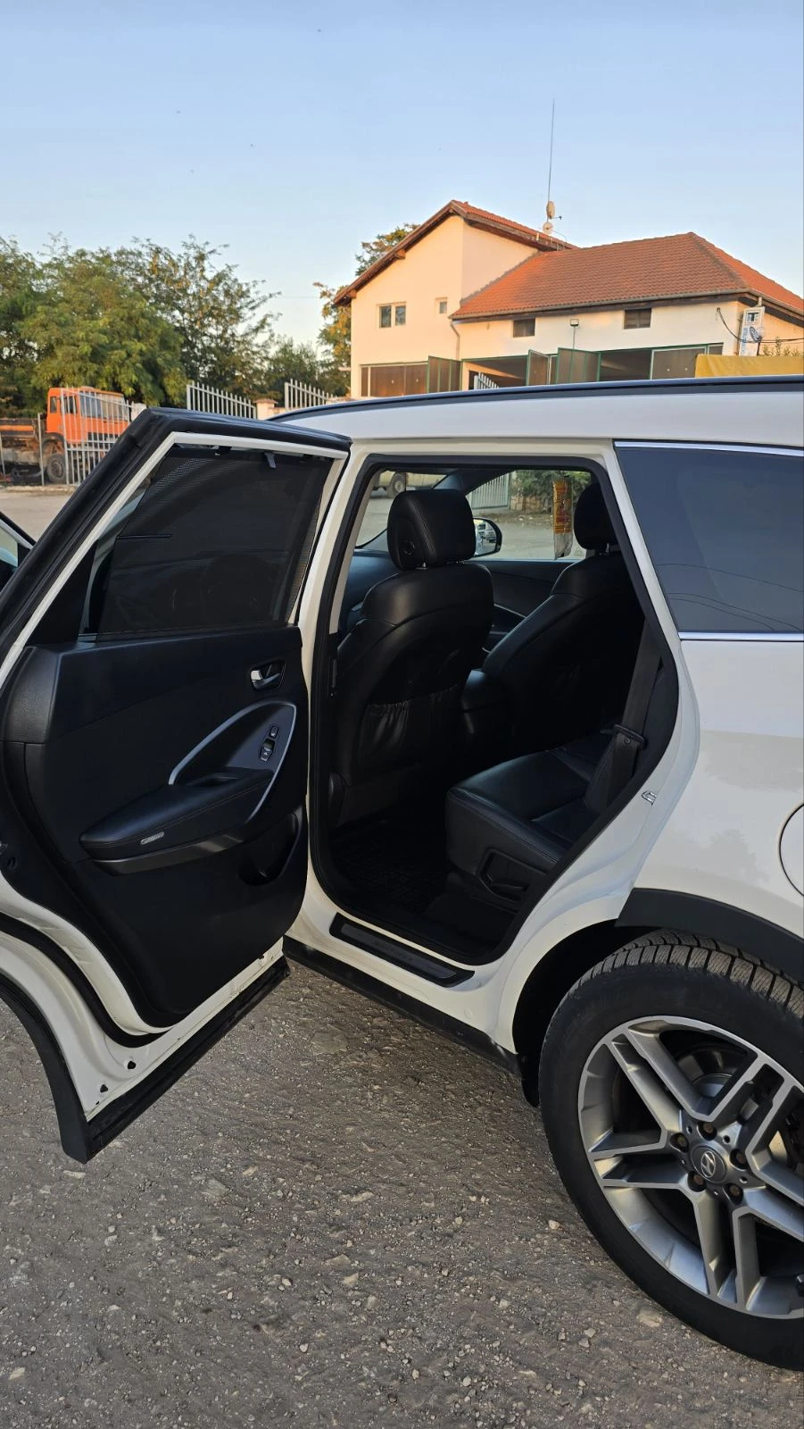 Hyundai Santa fe Grand, снимка 8 - Автомобили и джипове - 56076406