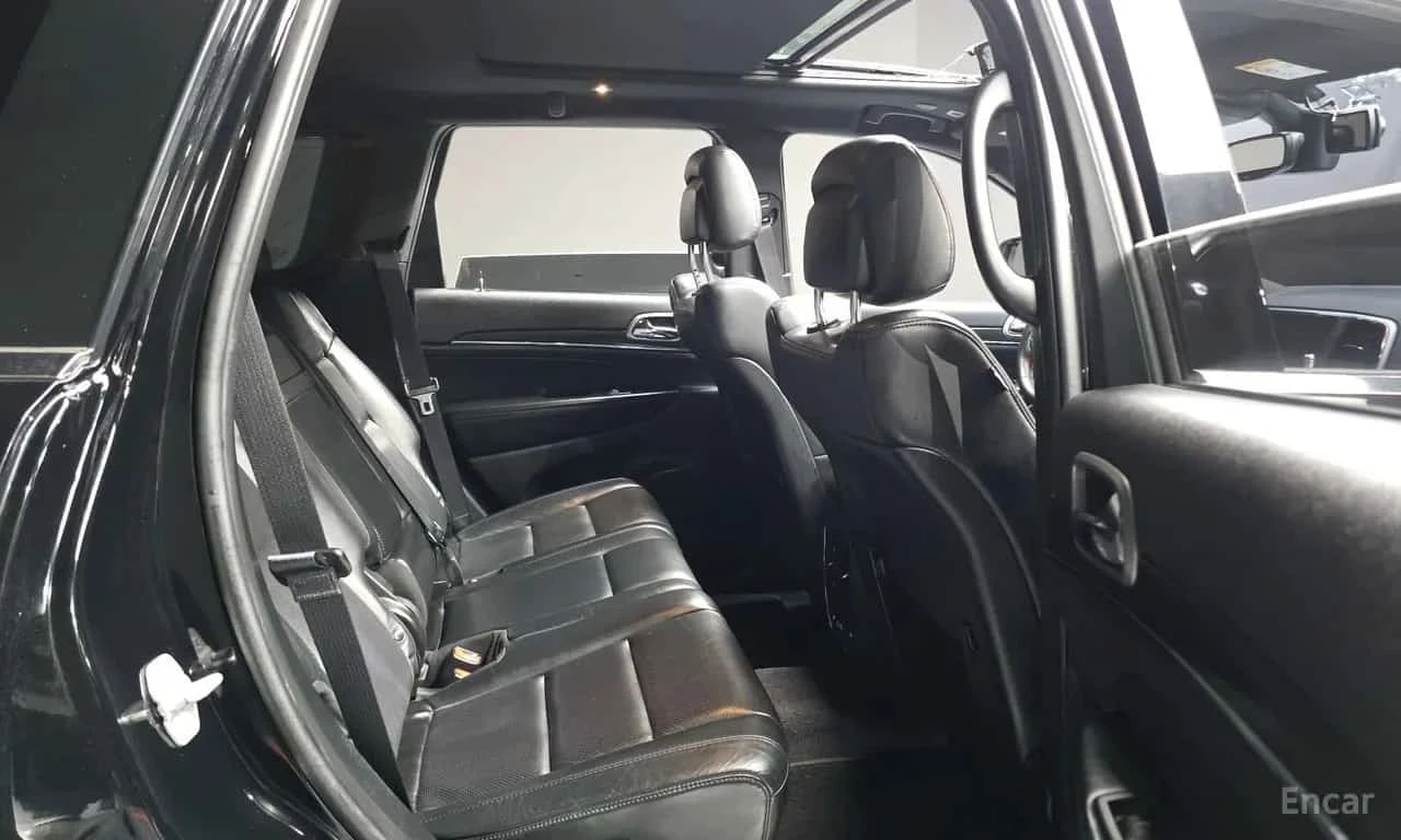 Jeep Cherokee * 3.6 Limited * ФИНАНСИРАНЕ, снимка 12 - Автомобили и джипове - 56259560