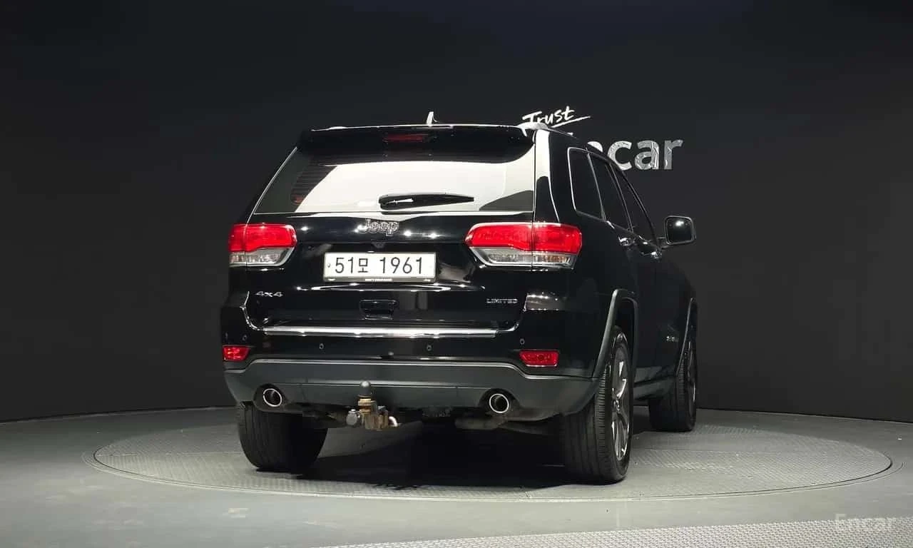 Jeep Cherokee * 3.6 Limited * ФИНАНСИРАНЕ, снимка 4 - Автомобили и джипове - 56259560
