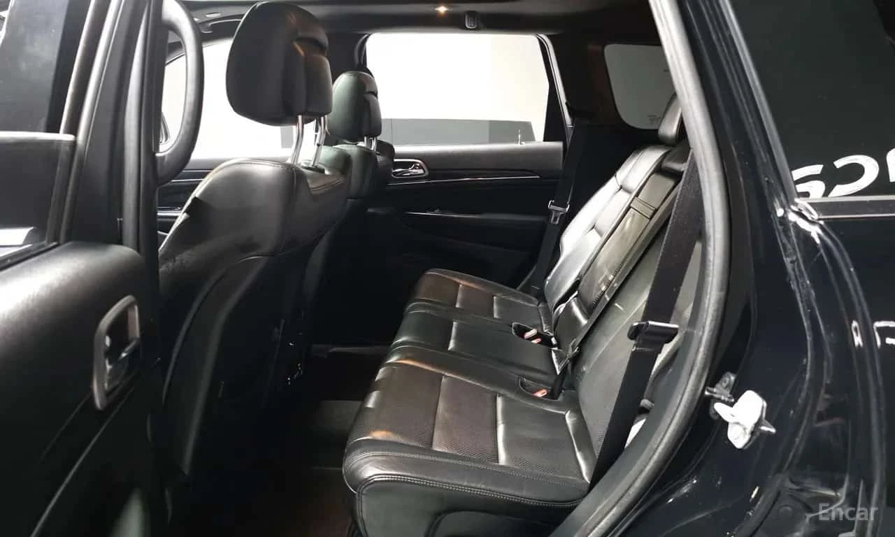 Jeep Cherokee * 3.6 Limited * ФИНАНСИРАНЕ, снимка 11 - Автомобили и джипове - 56259560