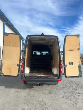 VW Crafter 2.5TDI - 136hp / Климатроник / Автентичен вид!, снимка 11
