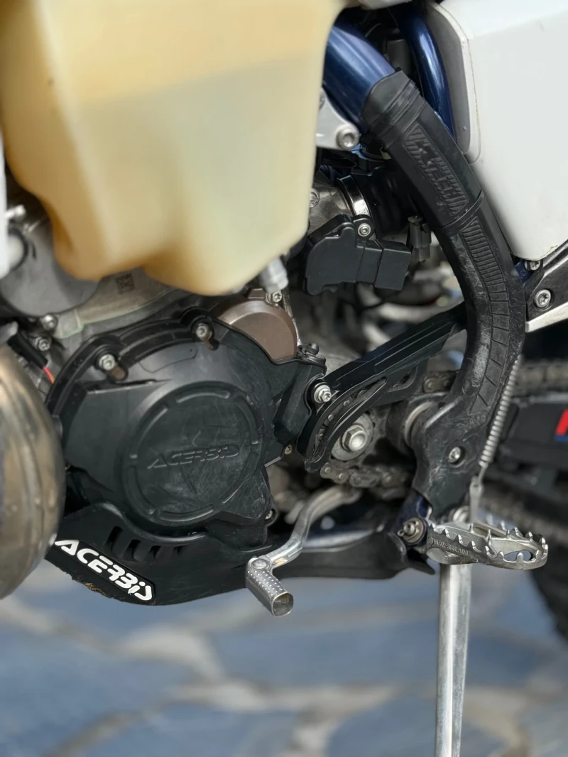 Husqvarna TE, снимка 8 - Мотоциклети и мототехника - 52578950