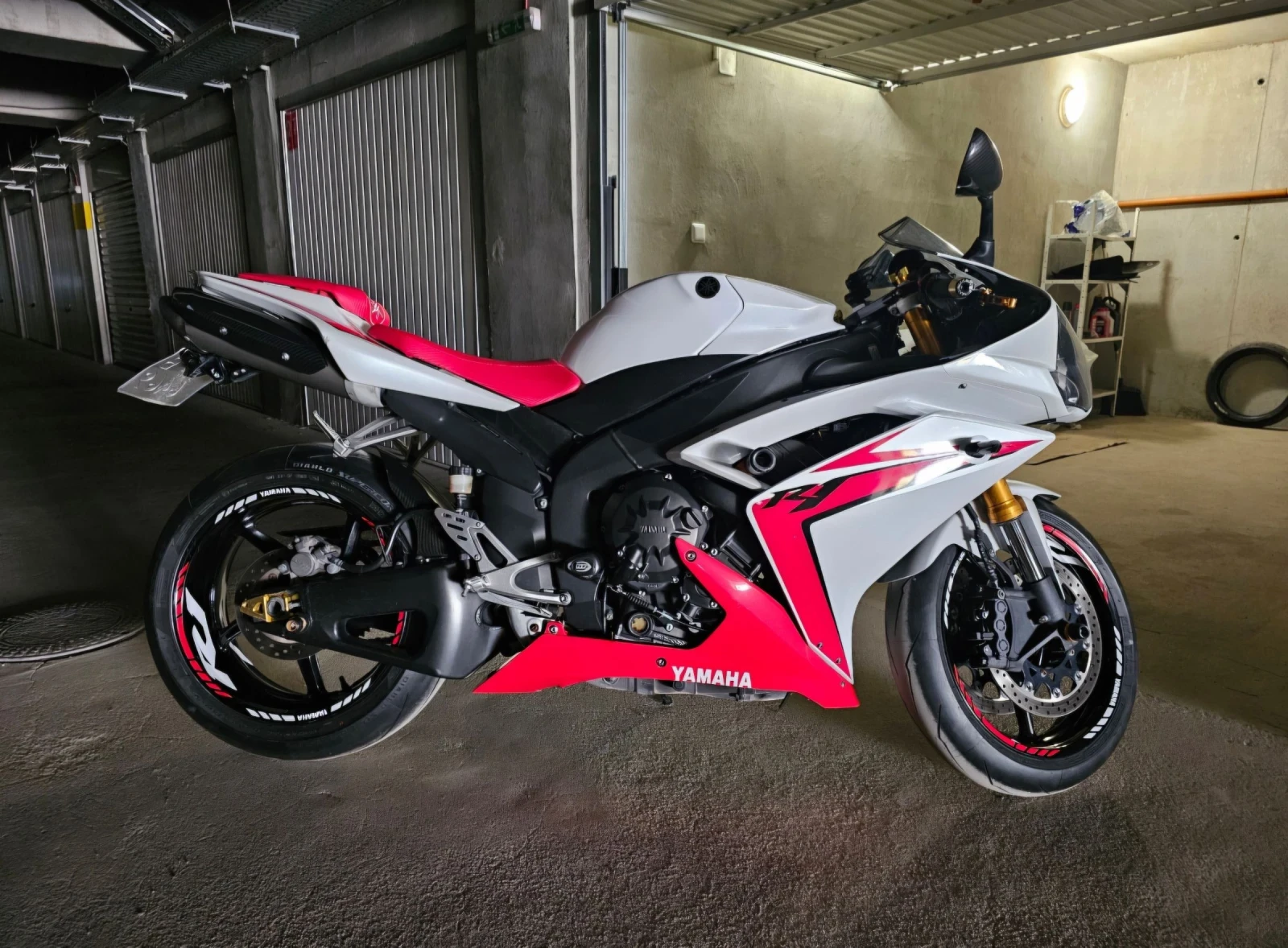 Yamaha YZF-R1, снимка 4 - Мотоциклети и мототехника - 54978877
