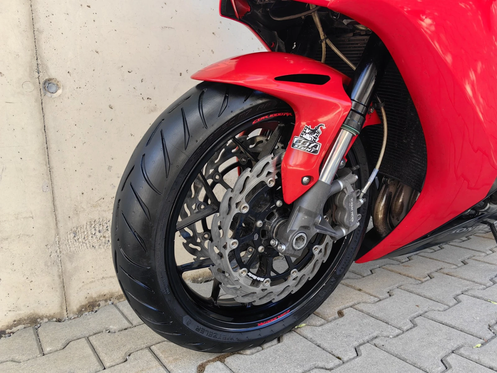 Honda Cbr 1000RR Fireblade (2015), снимка 13 - Мотоциклети и мототехника - 55474379