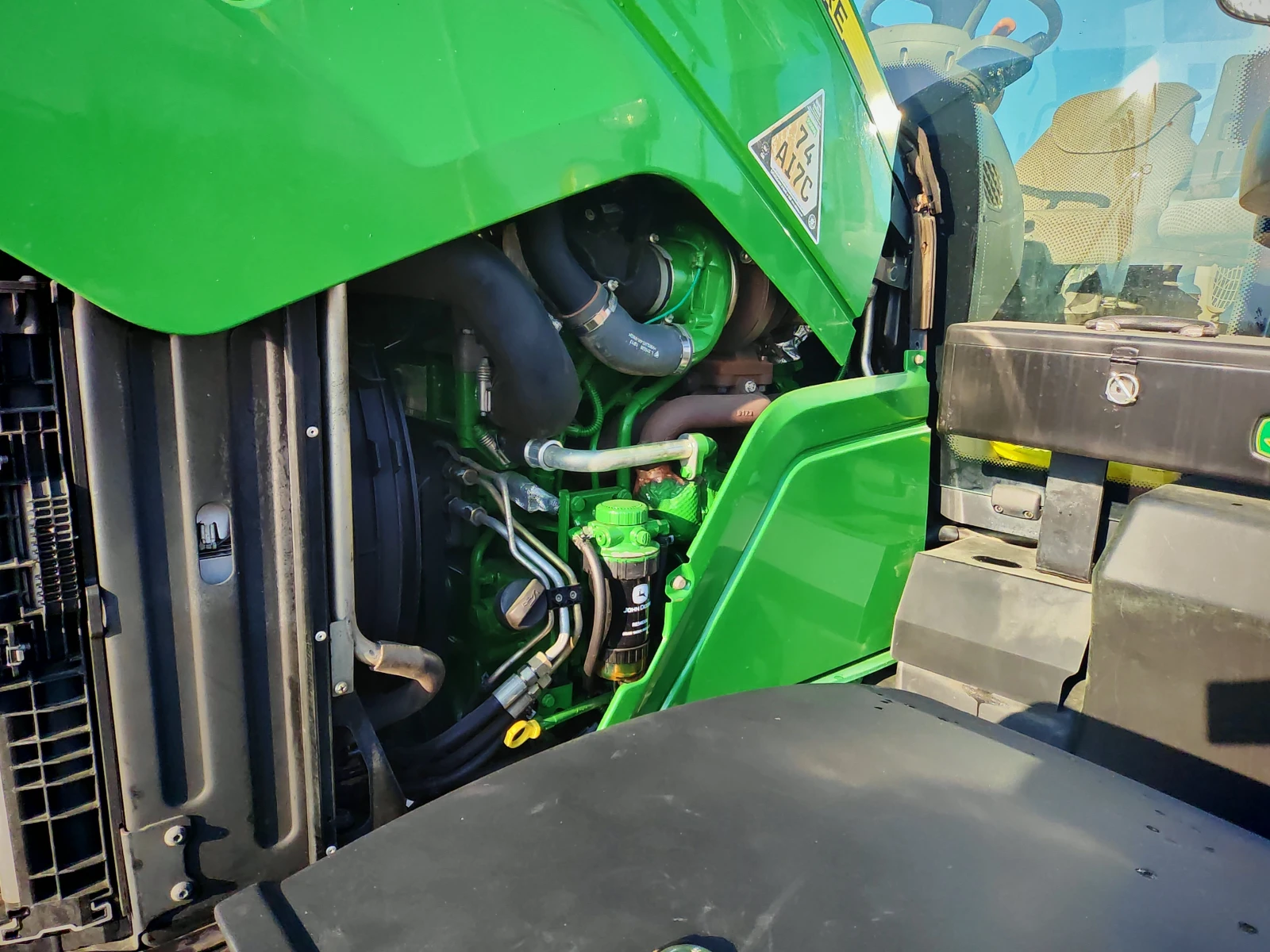  John Deere 6125R     20 % | Mobile.bg   12