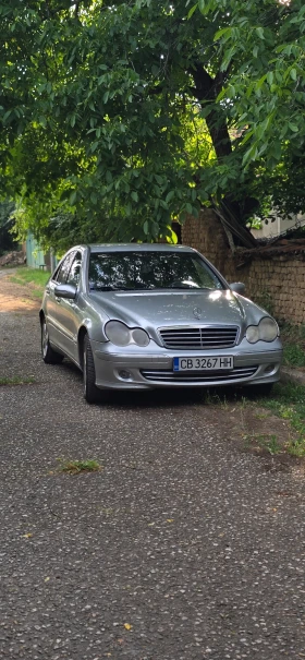 Mercedes-Benz C 200, снимка 1